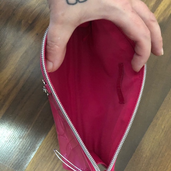 Vs pink vintage wristlet pouch - Picture 5 of 6